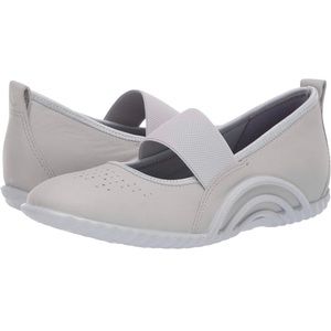 Brand New Ecco Vibration Mary Jane